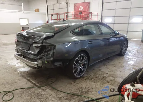 2025 Audi A5 Sportback Premium Plus 45 Tfsi S Line Quattro S Tronic z USA, uszkodzony, nr VIN WAUFACF5XSA004207